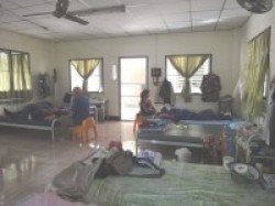 2010 giving Reiki treatments at the Cancer Hostel